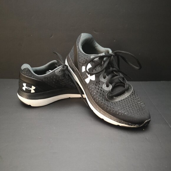 Under Armour Ladies Size 8.5 Black w/ White Charged Impulse Sneakers - Picture 1 of 6